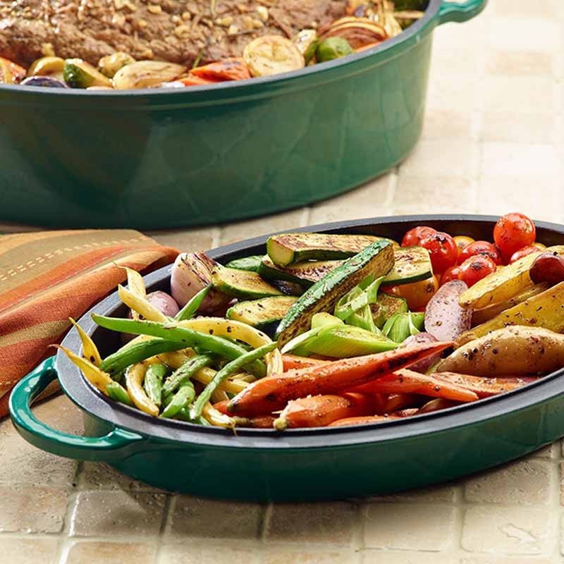 Pekáč liatinový oválny zelený