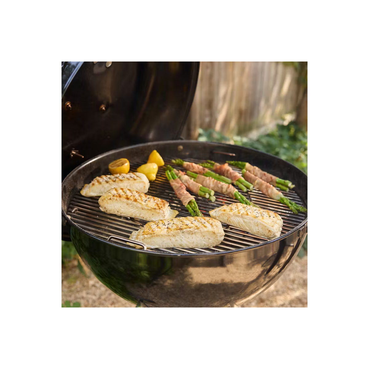 Gril na drevené uhlie Master-Touch, 57 cm, Smoke Grey