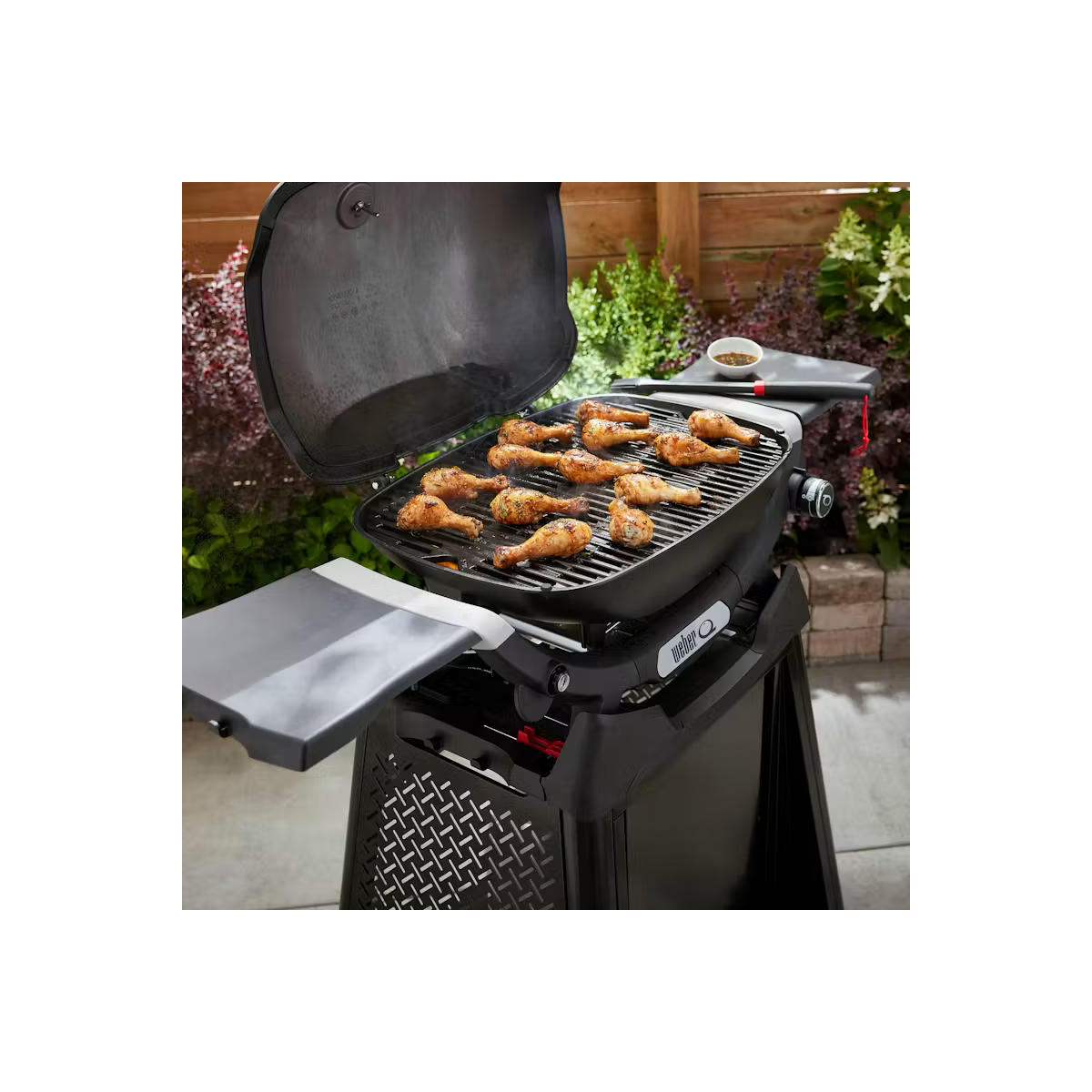 Weber Plynový gril Q 2200N s postrannými stolíkmi a vozíkom Premium