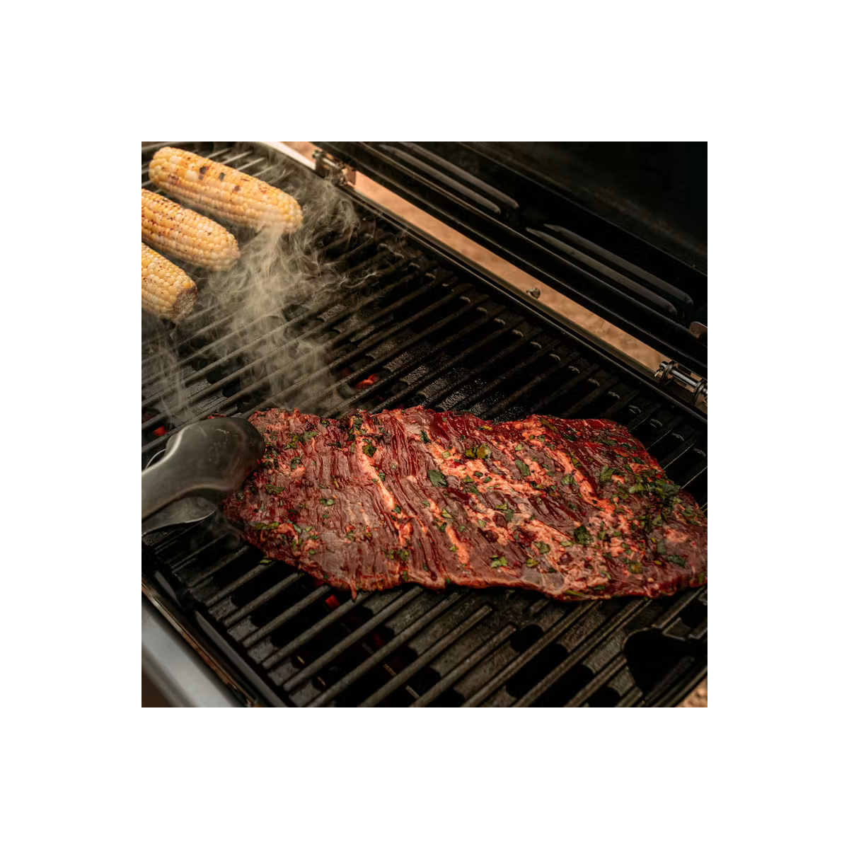 Weber Prenosný plynový gril Weber Traveler®