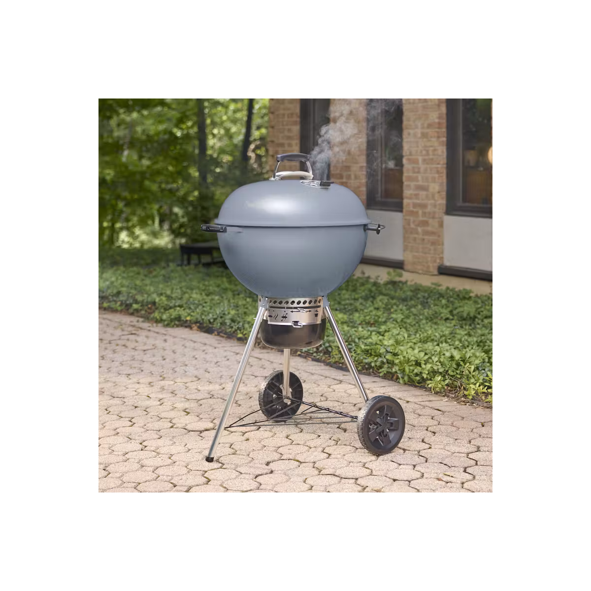 Weber Gril na drevené uhlie Master-Touch, 57 cm, Slate Blue