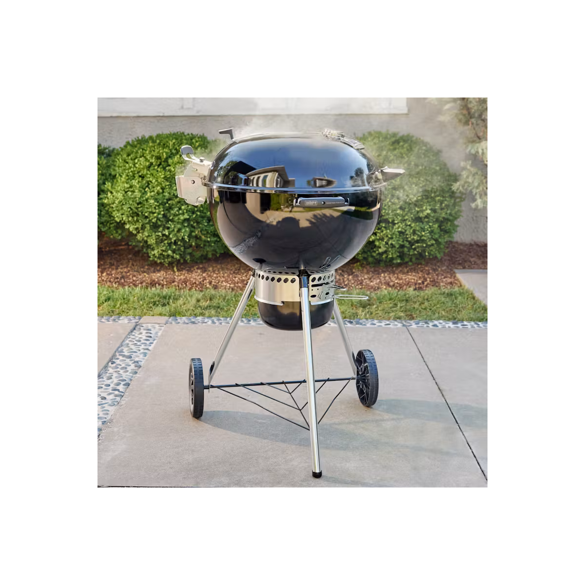 Weber Gril na drevené uhlie Master-Touch Premium, 57 cm