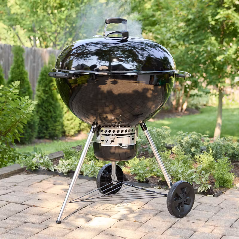 Weber Gril na drevené uhlie Master-Touch, 67 cm