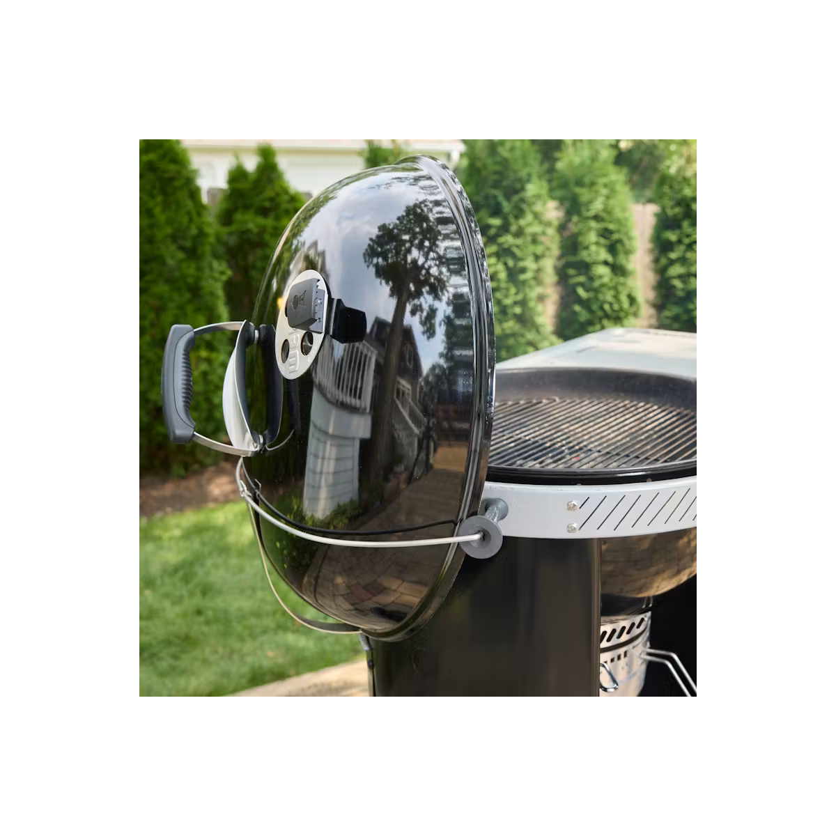 Weber Gril na drevené uhlie Performer Premium, 57 cm