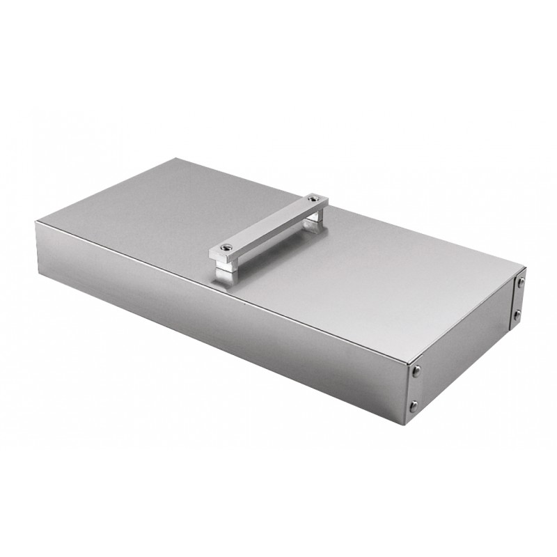 Obdĺžniková dóza z nehrdzavejúcej ocele.